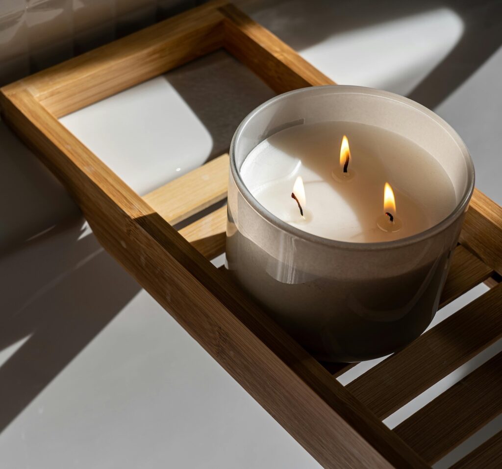 Comme à la maison, musique, lumières, spa privatif, eclipsea, niort, bessines