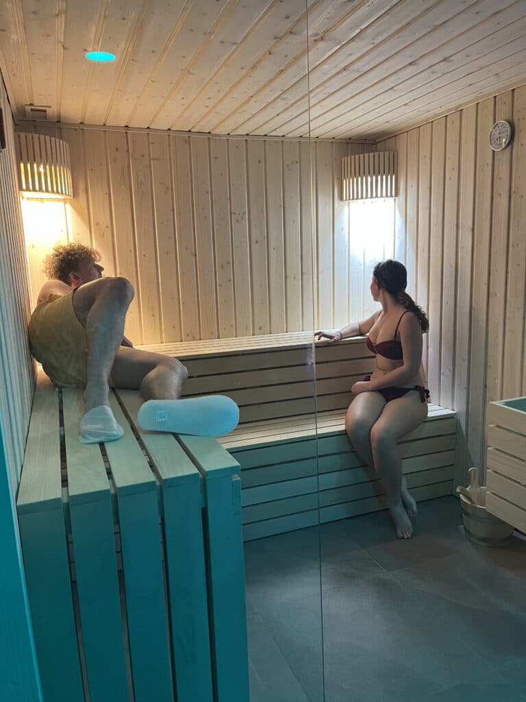 sauna-niort-privatif-spa-couple-detente